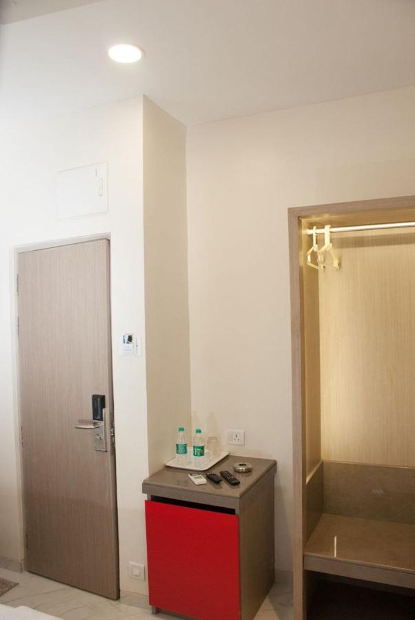 City Hotel Bombay Esterno foto